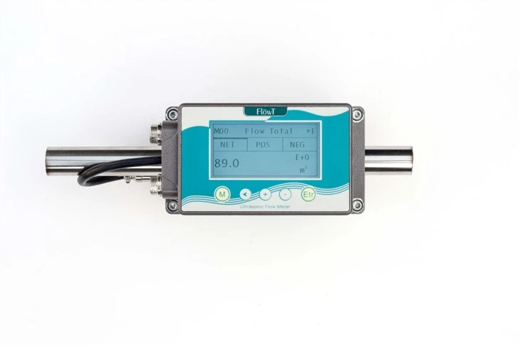Clamp On Type- Small Pipe Size Solution FT211 Ultrasonic Flow Meter